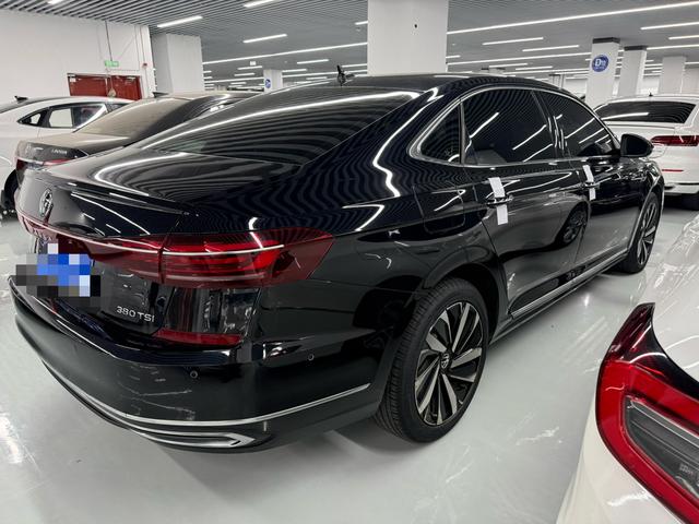 Volkswagen Passat 2023 Modi f ied 330TSI Luxury Edition – фото 11