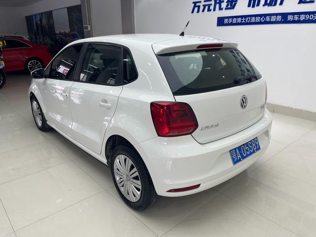 Volkswagen Polo 2016 1.6L Automatic Comfort – фото 9