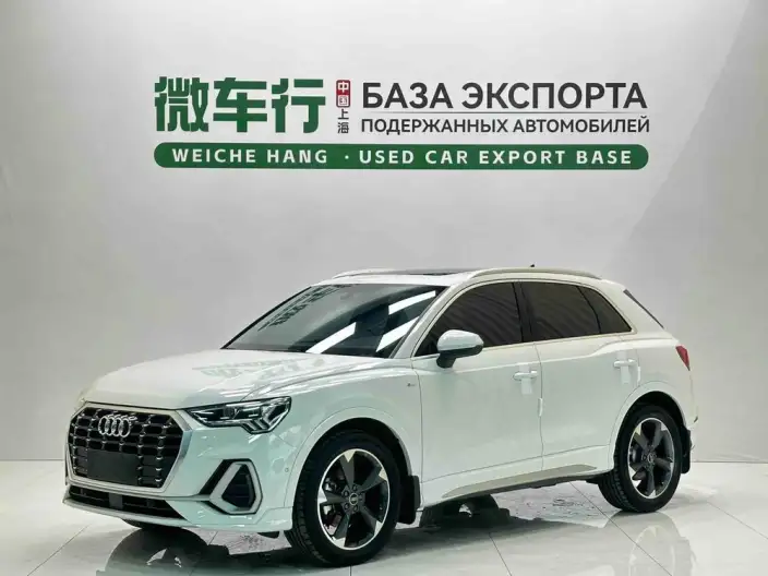 AUDI Q3 2022 Model 35 TFSI Fashion Dynamic Model