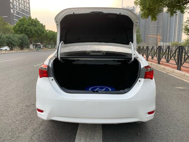 Toyota Corolla 2017 модификация комплектация 1.6L S-CVT GL National V – фото 7