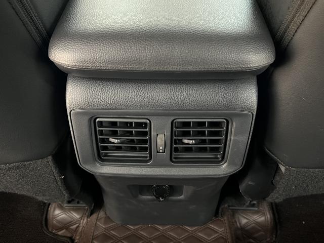 Toyota RAV4 2023 2.0L CVT 2WD Urban Edition – фото 10