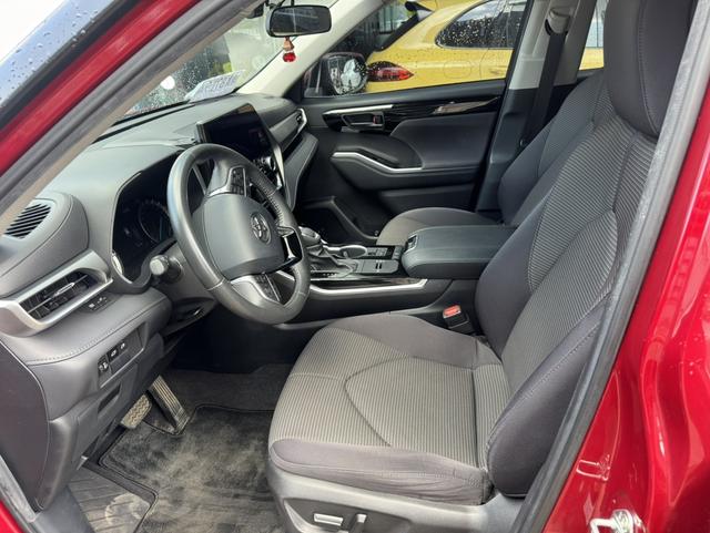 Toyota Highlander 2022 Hybrid 2.5L 2WD Elite 7-Seater – фото 8