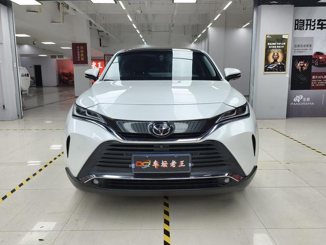 Toyota Harrier 2022 2.0L CVT 2WD Premium – фото 2