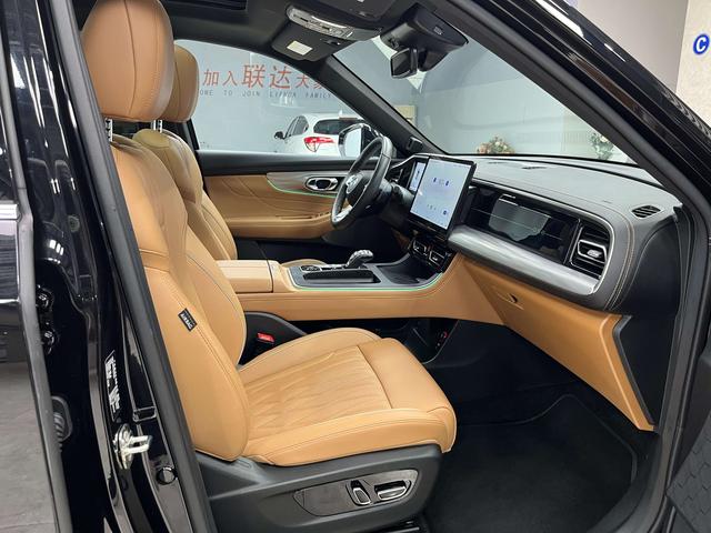 GAC Trumpchi GS8 2022 Navigator Series 2.0TGDI AWD Luxury Smart Connect 7-seat – фото 13