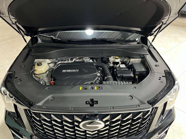 GAC Trumpchi GS8 2022 Navigator Series 2.0TGDI AWD Luxury Smart Connect 7-seat – фото 23