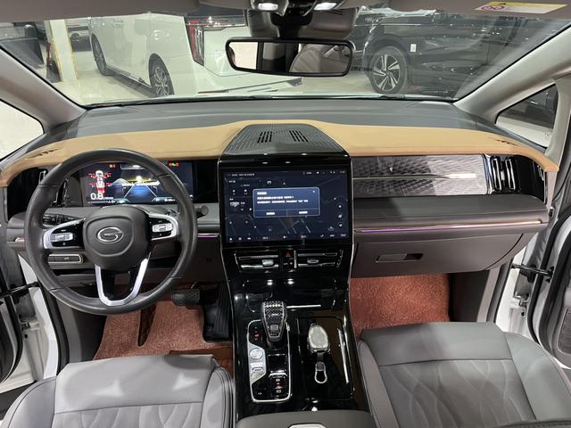 GAC Trumpchi M8 2024 Master Series 2.0TGDI Ultimate – фото 9