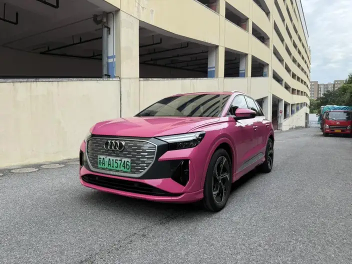 Audi Q4 e-tron 2024 Model 40 e-tron Genesis Edition