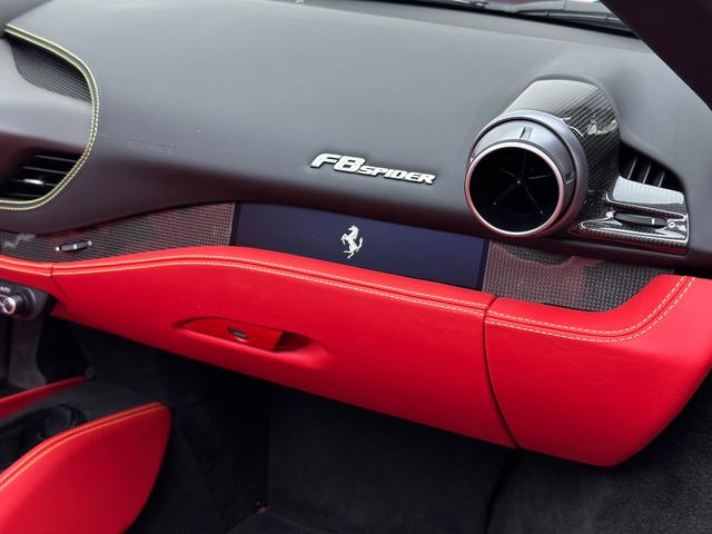 Ferrari F8 Модель 2020 года Spider 3.9T V8 – фото 28