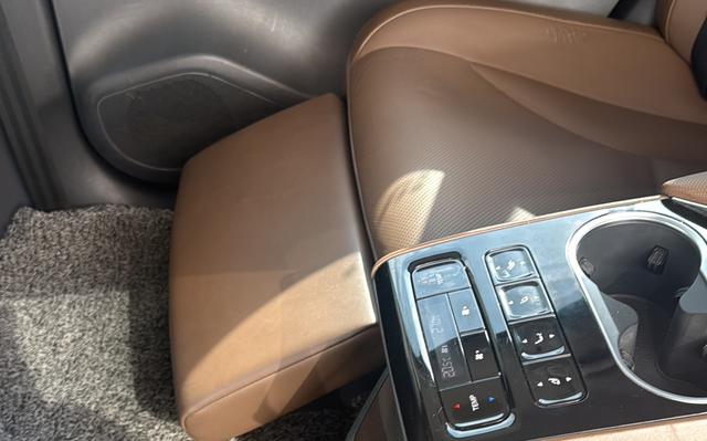Hongqi E-QM5 2021 Charge Flagship Edition – фото 19
