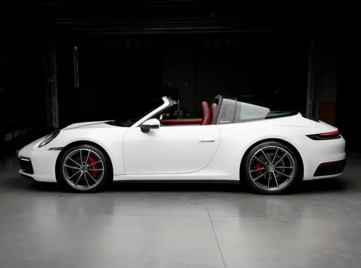 PORSCHE 911 2022 Model Targa 4 3.0T