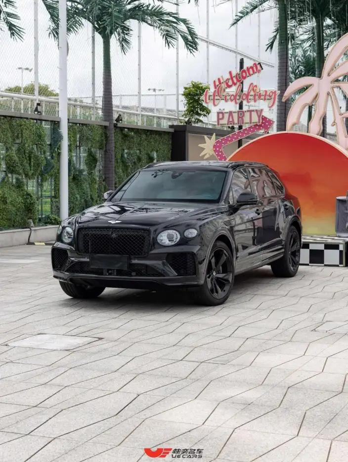 Bentayga 2024 Model 4.0T V8 Long wheelbase Edition