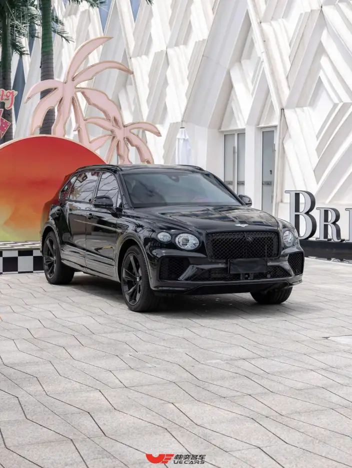 Bentayga 2024 Model 4.0T V8 Long wheelbase Edition