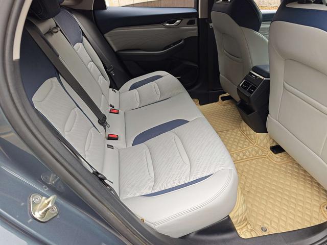 Geely StarRui Модель 2020 года 2.0T Prestige – фото 8