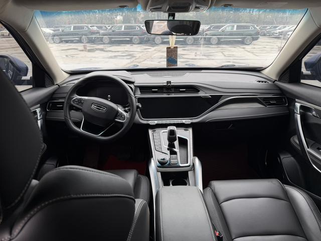 Geely Boyue 2020 1.5TD Automatic Smart Connect PRO – фото 6
