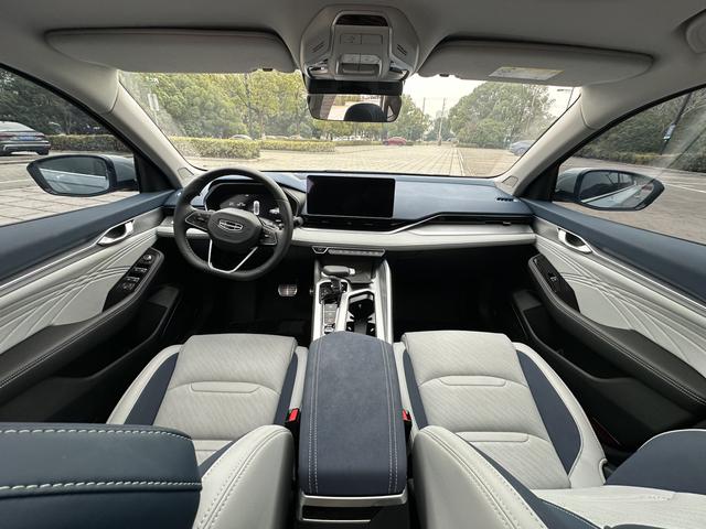 Geely Xingrui 2023 2.0T Premium – фото 17