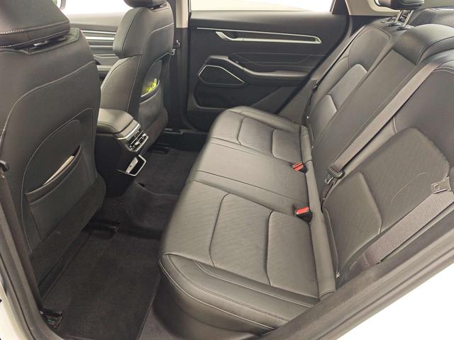 Geely Emgrand 2022 4th Gen 1.5L CVT Premium – фото 7