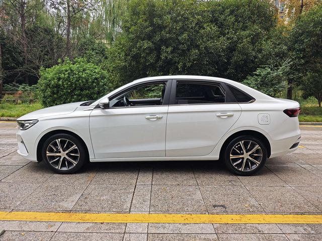 Geely Emgrand 2022 4th Gen 1.5L CVT Premium – фото 13