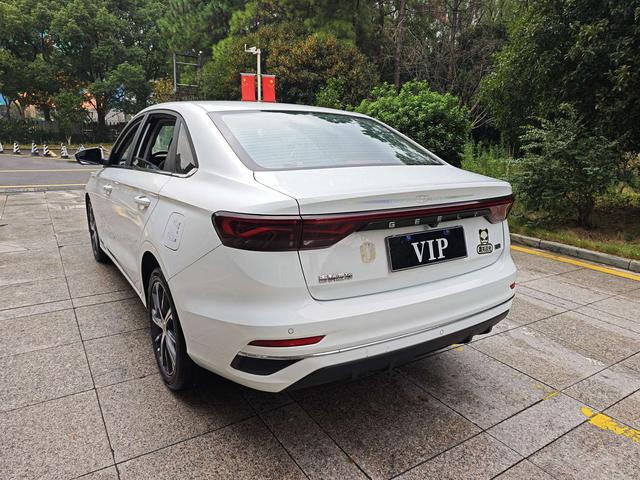 Geely Emgrand 2022 4th Gen 1.5L CVT Premium – фото 16