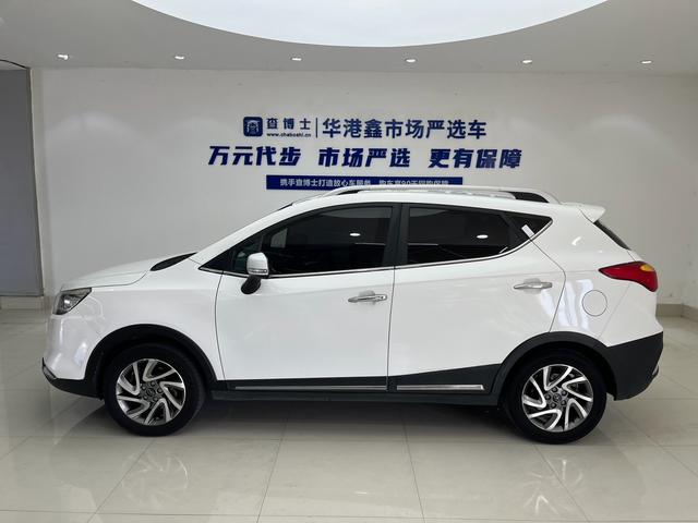 Rui f eng S3 2014 модификация 1.5L Manual Luxury