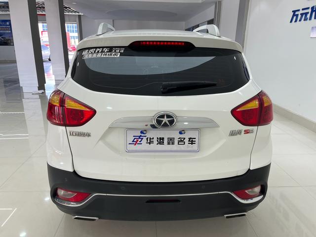 Rui f eng S3 2014 модификация 1.5L Manual Luxury – фото 9