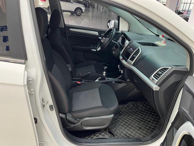 Rui f eng S3 2014 модификация 1.5L Manual Luxury – фото 11