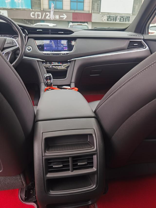 Cadillac XT5 2022 2.0T 2WD Luxury – фото 14
