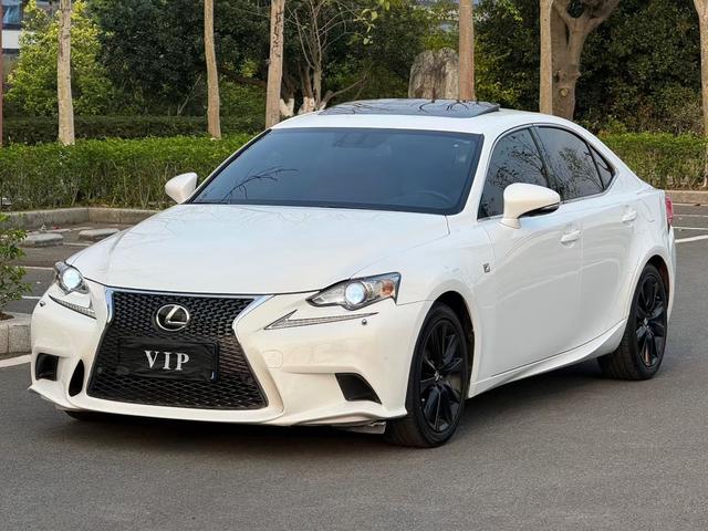 Lexus IS 2015 модификация 200t F SPORT
