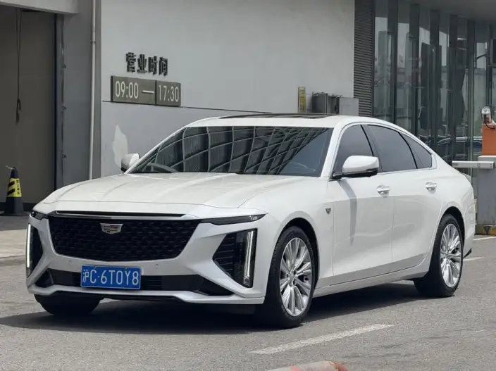 Cadillac CT6 2023 Model 28T Luxury Model