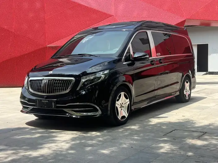 Mercedes-Benz V-Class 2022 Model V 260 L Long wheelbase Premium Edition