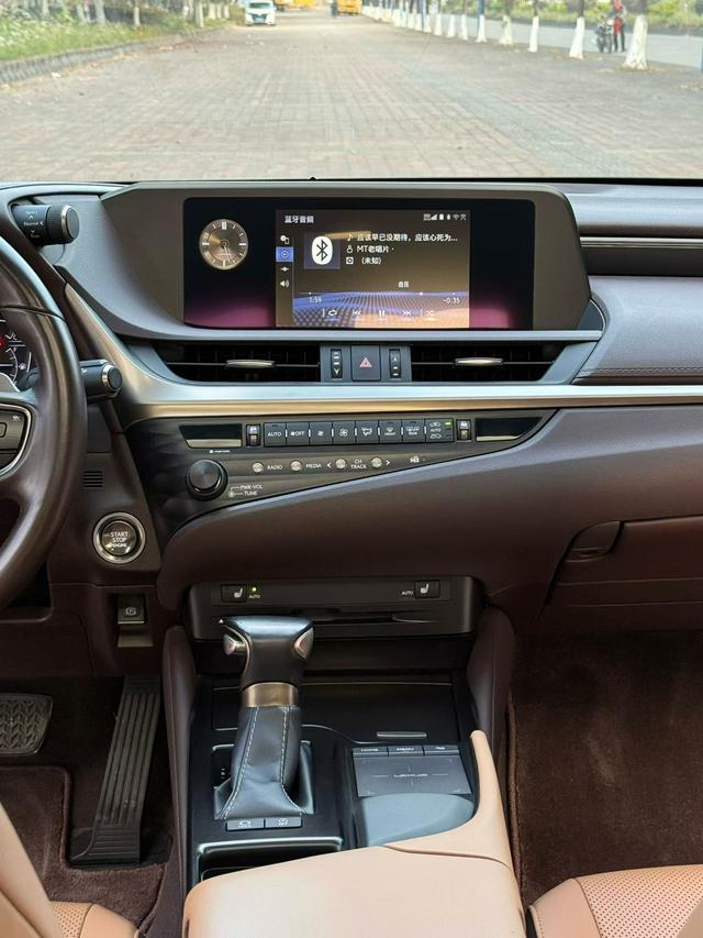 Lexus ES 2020 260 Excellence China VI – фото 7