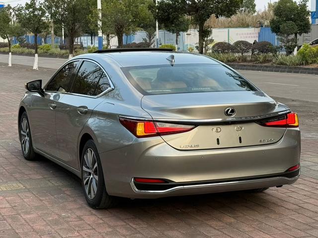 Lexus ES 2020 260 Excellence China VI – фото 8