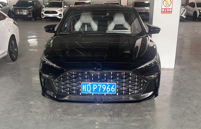 MG6 2021 Pro 1.5T Automatic Trophy Flagship Edition – фото 2