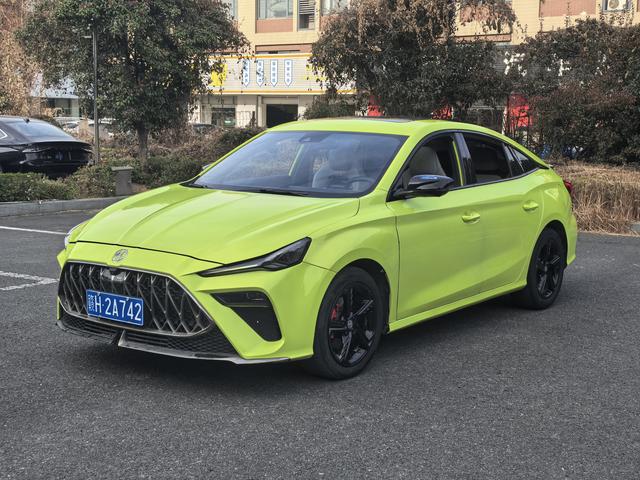 MG5 Scorpio 2022 1.5T Trophy Sport Flagship – фото 1