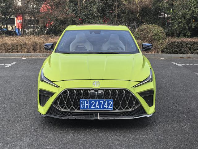MG5 Scorpio 2022 1.5T Trophy Sport Flagship – фото 2