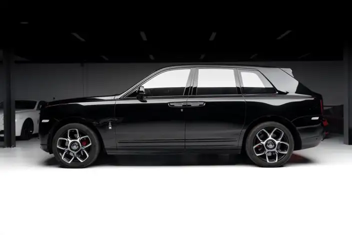 Cullinan 2020 Model Black Badge