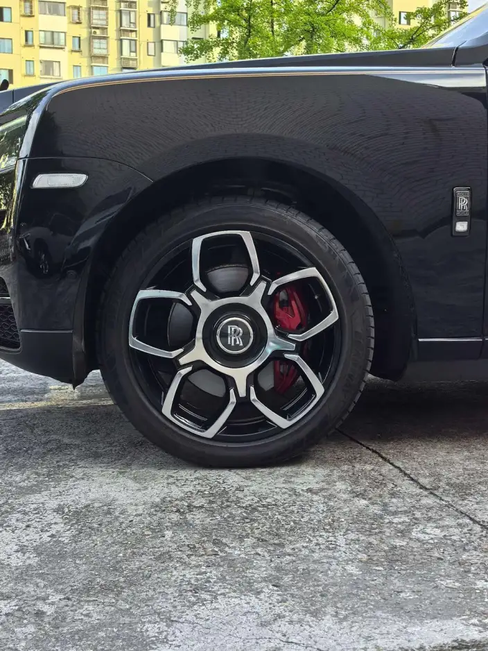 Cullinan 2020 Model Black Badge