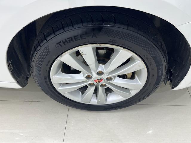Roewe 360 2016 модификация 1.5L Manual Smart Screen Edition – фото 14