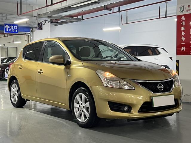 Nissan Tiida 2011 1.6L CVT Comfort – фото 3