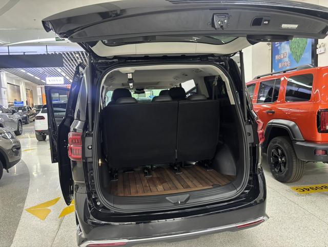 Maxus G20 2021 Plus 2.0T Petrol Automatic Luxury Edition – фото 8