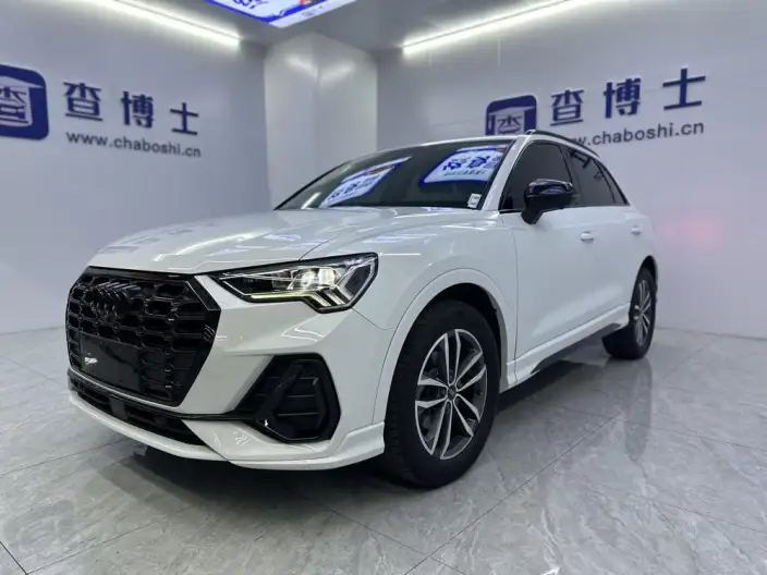 AUDI Q3 2021 Model 35 TFSI Enterprising Dynamic Model