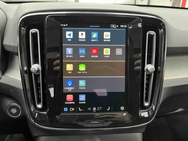 Volvo XC40 2024 B4 AWD Intelligent Far Luxury – фото 6