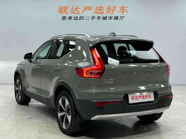Volvo XC40 2024 B4 AWD Intelligent Far Luxury – фото 24