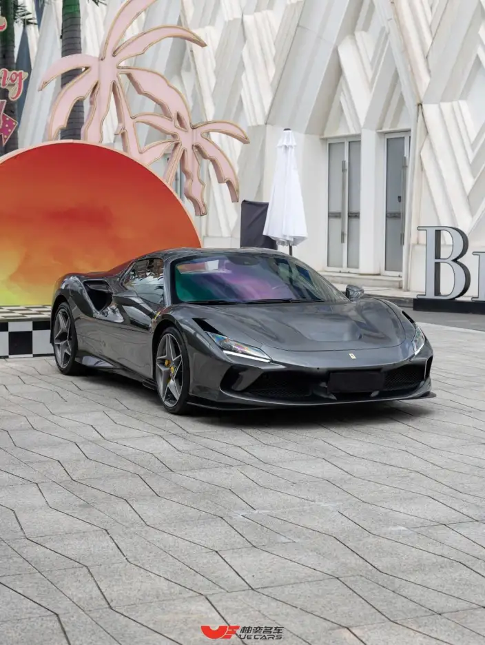 Ferrari F8 2020 Model Spider 3.9T V8