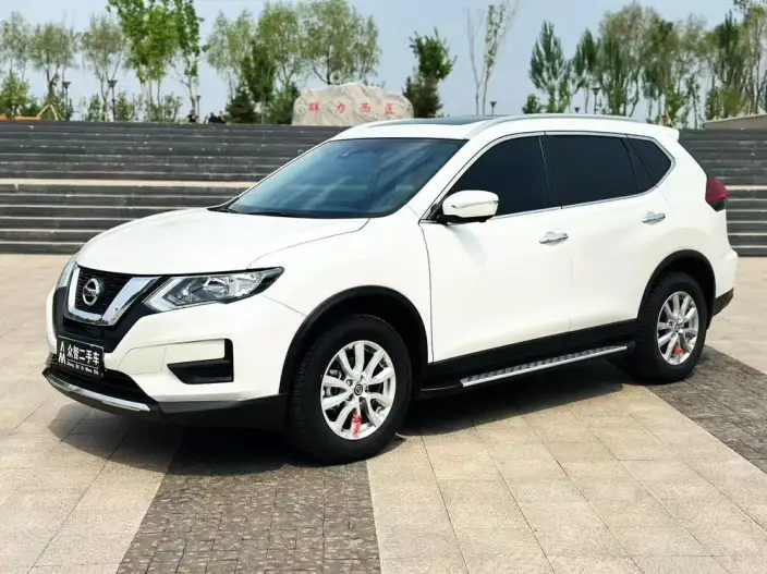 Nissan X-Trail 2023 Model Classic Edition 2.0L 2WD Smart Connect Comfort Edition