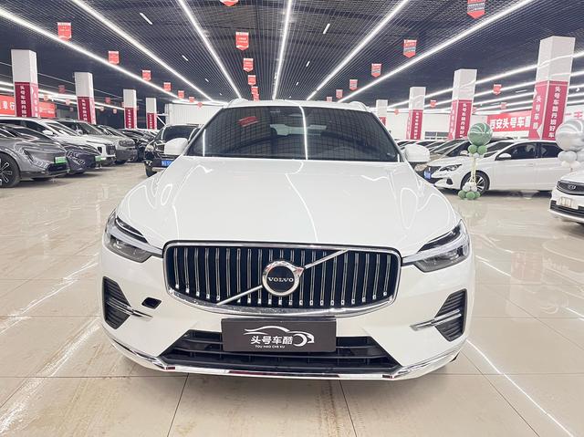 Volvo XC60 2024 B5 4WD Smart Enjoy Luxury – фото 2