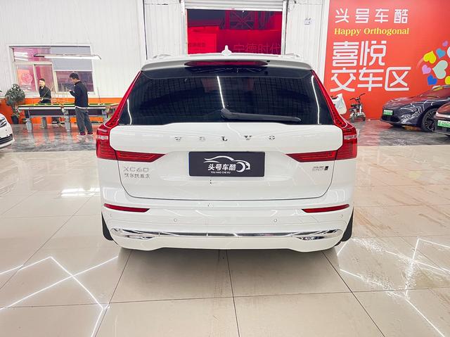 Volvo XC60 2024 B5 4WD Smart Enjoy Luxury – фото 5