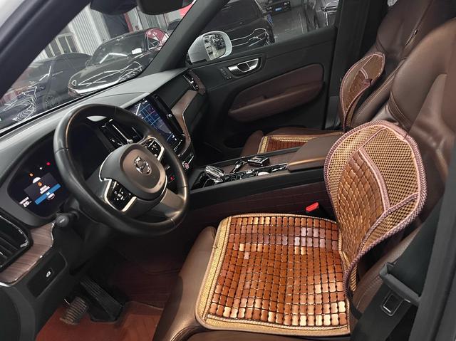 Volvo XC60 2024 B5 4WD Smart Enjoy Luxury – фото 8