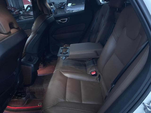 Volvo XC60 2024 B5 4WD Smart Enjoy Luxury – фото 9