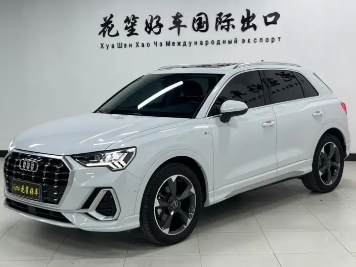 AUDI Q3 2022 Model 35 TFSI Fashion Dynamic Model