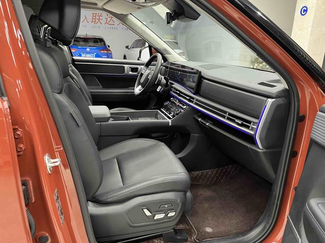 Hyundai Santa Fe 2024 Model 2.0T Connoisseur Ultra – фото 14